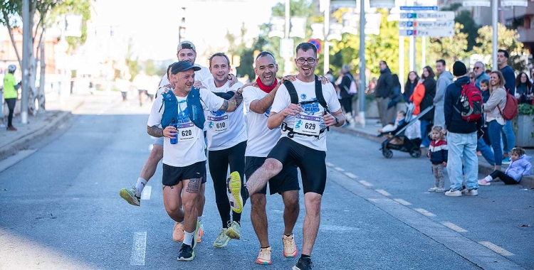 Participants entrant a meta | Roger Benet