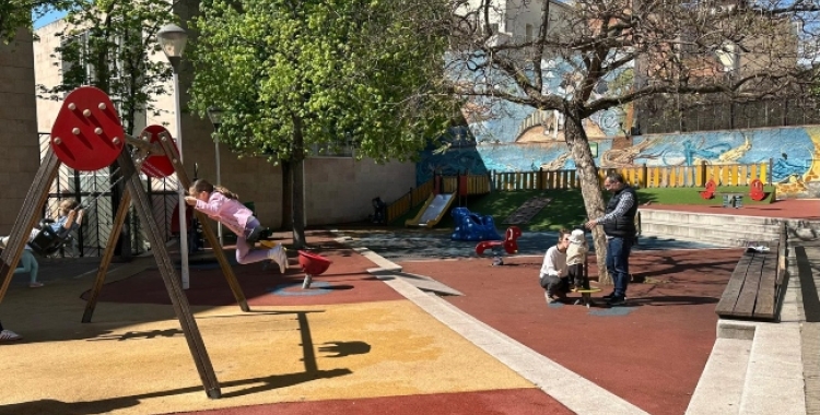 Imatge actual de la plaça Fidela Renom, al Centre