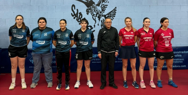 Formació dels dos equips abans del Falcons-Vic, l'últim partit de lliga | Cedida