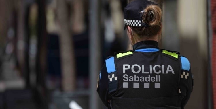 Un agent de la Policia Municipal | Arxiu