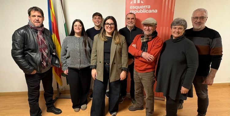 Laia Girós, al centre, acompanyada de la nova executiva | Cedida