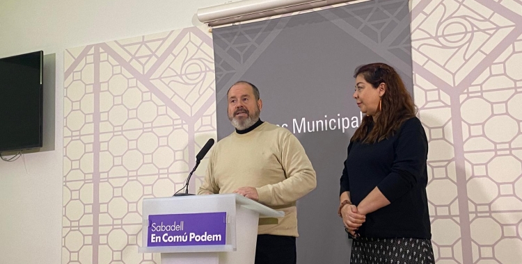 Joan Mena i Alejandra Sandoval durant la roda de premsa