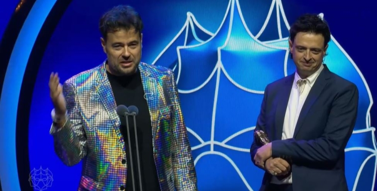 Lluís Rivera recollint el guardó