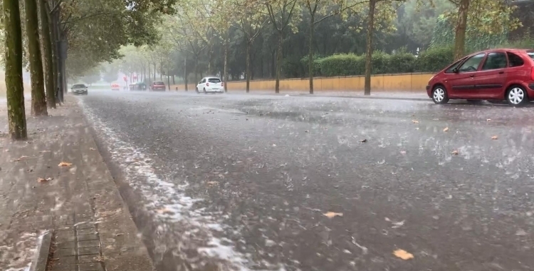 Una jornada de pluja a Sabadell | Arxiu
