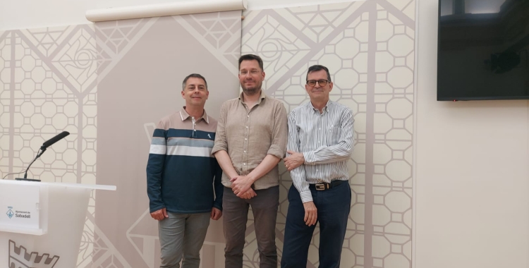 Carles de la Rosa, Jaume Prat i Francesc Manaut durant la presentació d'aquest matí