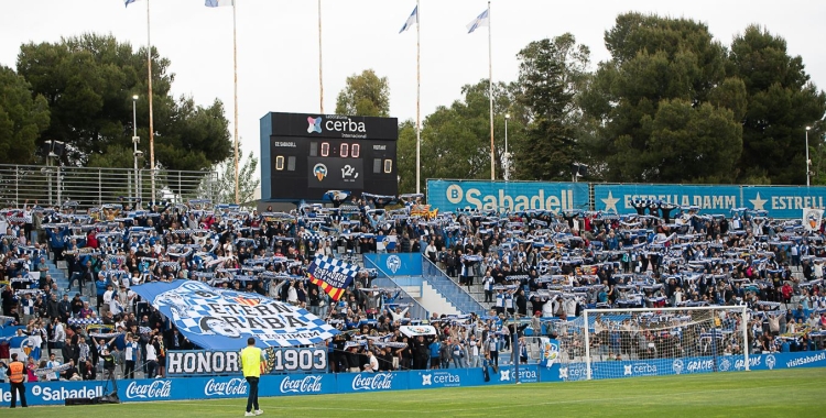 Aspecte del Gol Nord en l'últim partit contra el Murcia | Roger Benet