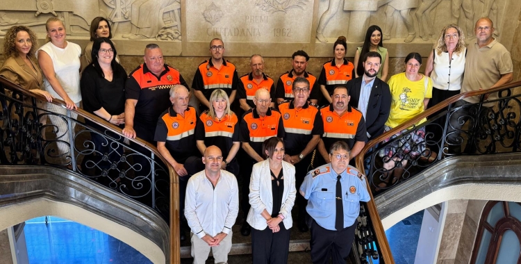 Foto de família a l'Ajuntament de Sabadell | Anna Clarà