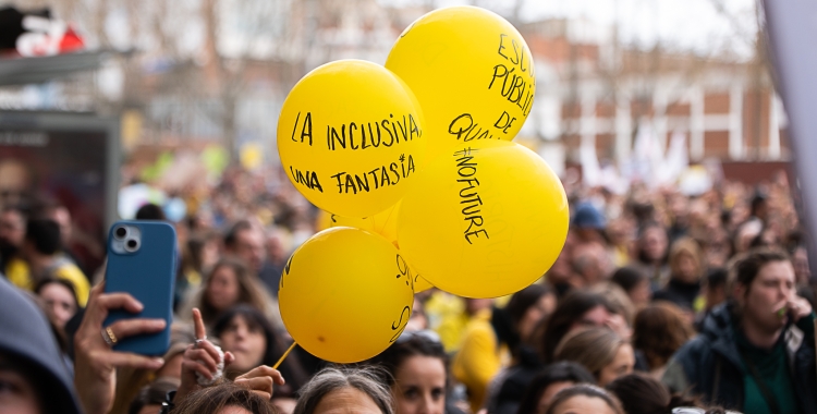 Una imatge d'una de les vagues educatives a Sabadell | Roger Benet