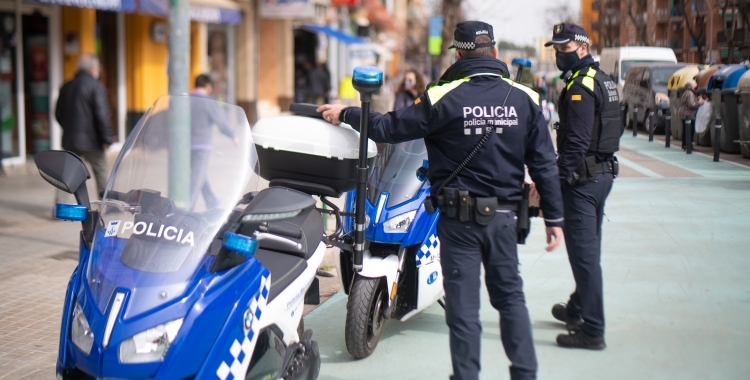 Policia