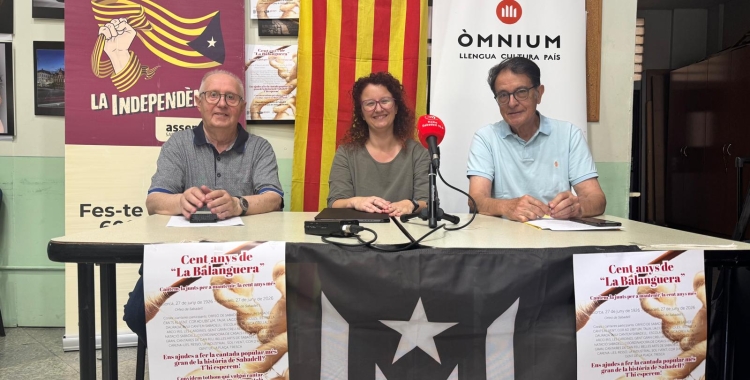  Josep Boltaina, d'Òmnium Cultural, Mercè Perez, directora de l'Orfeó de Sabadell i Lluis Brunet, de l'Assamblea Nacional Catalana | Anna Clarà