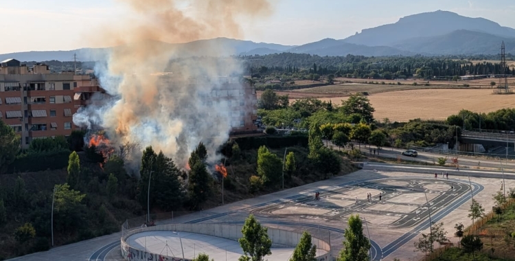 Incendi al Carrer Sarajevo