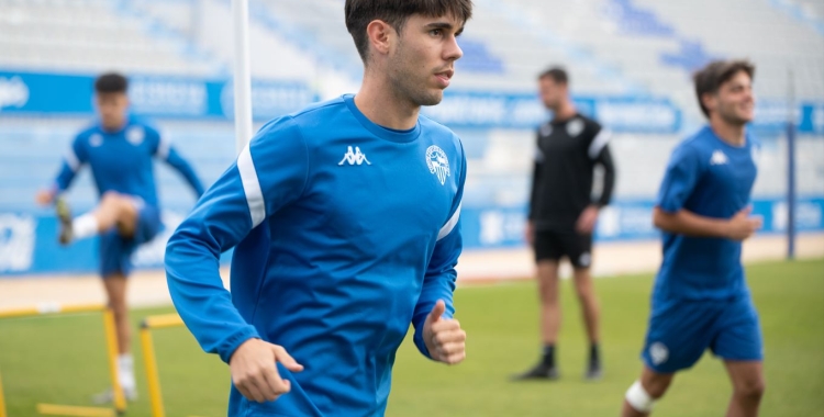 Jan Molina durant un entrenament a la Nova Creu Alta | Roger Benet
