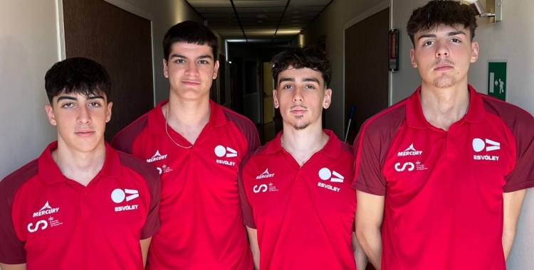 Els quatre internacionals del Club avui a l'hotel de la selecció | Cedida