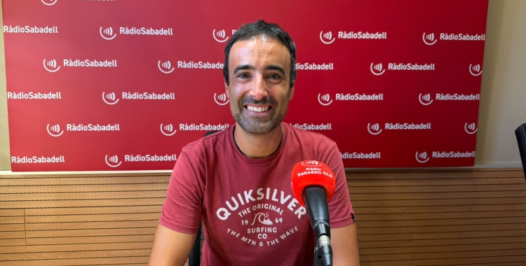 Xavi Oller, president de la UES als estudis de Ràdio Sabadell