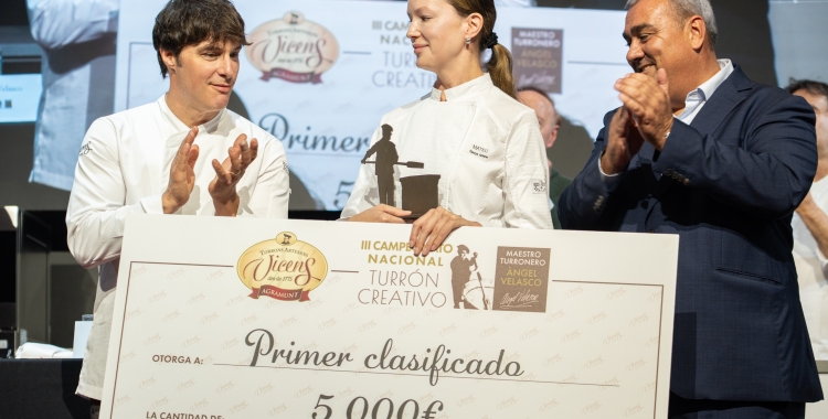 Lliurament del primer premi a Nadya Kakhno | Cedida