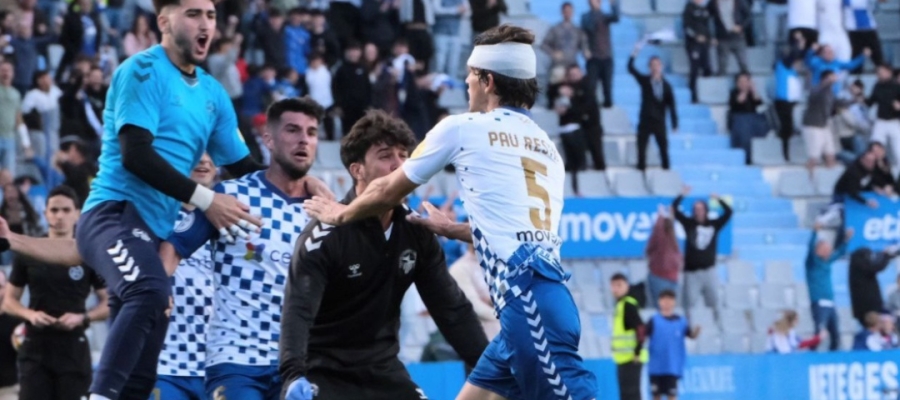 Pau Resta ha marcat el gol de la victòria contra la Ponferradina | CES