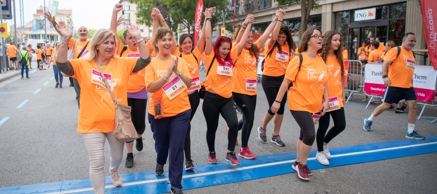 Alguns participants durant la primera edició de la 'Race for life'| Arxiu