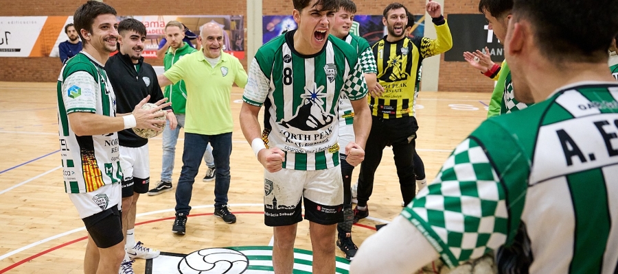 Eufòria verd-i-blanca després del partit | Èric Altimis