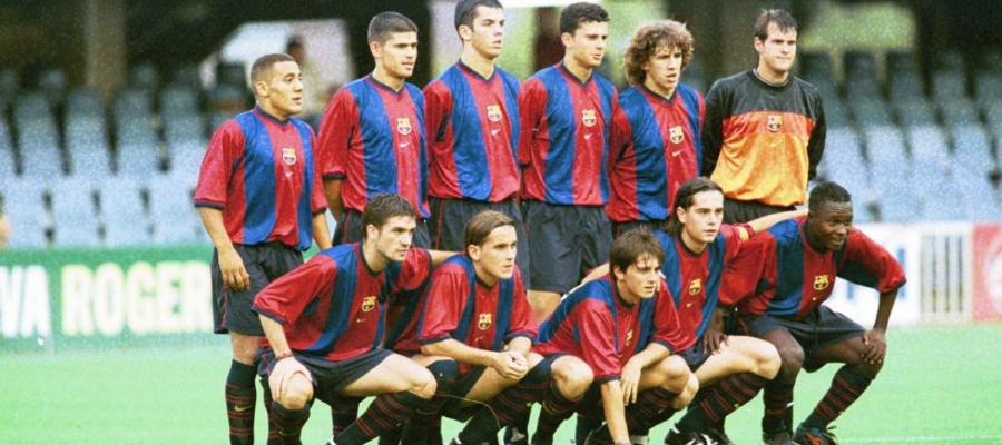 Hidalgo, entre Moha i Cuadrado, en un onze d'aquella temporada | All Football