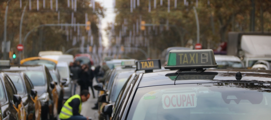 La mobilització dels taxis a Barcelona | ACN