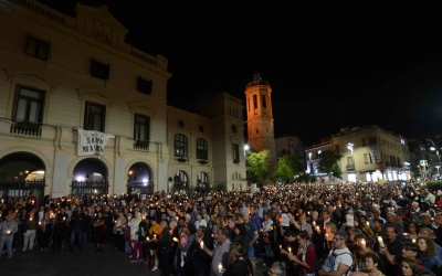 Imatge de la plaça Doctor robert durant la concentració per demanar la llibertat de Jordi Sànchez i Jordi Cuixart. Foto: Roger Benet