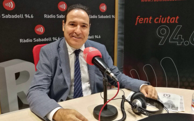 El Dr. Diego Palau, director executiu de salut mental del Parc Taulí, als estudis de ràdio Sabadell.