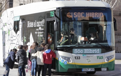Imatge de l'autobús híbrid de Transports Urbans de Sabadell/ TUS