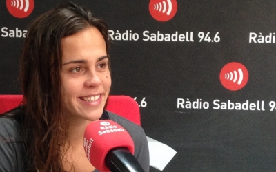 Olga Domènech, capitana de l'Astralpool CNS, als estudis de Ràdio Sabadell | Arxiu RS