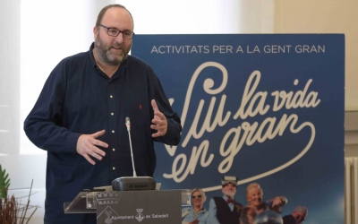 Miquel Soler presentant "La Festa Gran" | Roger Benet 