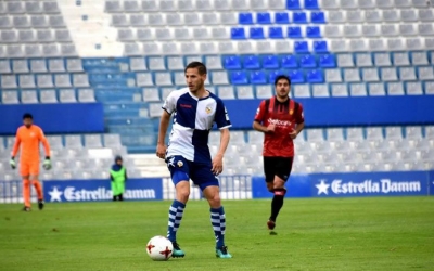 Marc Martínez, a la Nova Creu Alta, en l'últim partit de la lliga contra el Mallorca | Crispulo D.