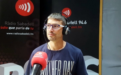 Màrius Navazo als estudis de Ràdio Sabadell 94.6