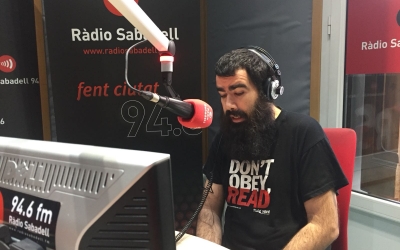 Àlex Hinojo, als estudis de Ràdio Sabadell |Aleix Graell