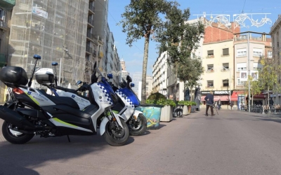 Més presència de la Policia Local a les zones comercials de Sabadell | Roger Benet