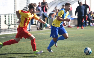 Omar defensant la samarreta del Sabadell Nord la temporada passada | Roger Benet