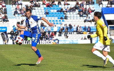 Óscar Rubio va reaparèixer contra el Balears després de dos partits lesionat | Críspulo Díaz
