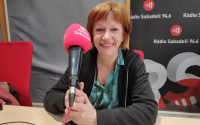 Rosa Renom als estudis de Ràdio Sabadell | Pau Duran