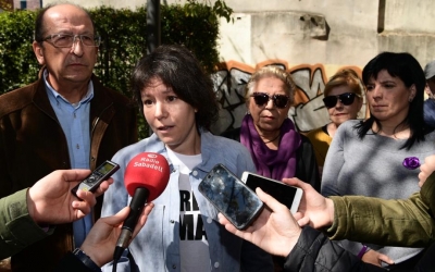 Marta Morell, acompanyada de membres de Podem/ Roger Benet