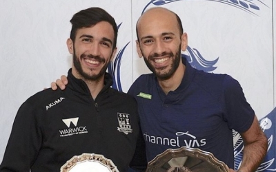 Pajares (esquerra) arriba a Tel Aviv amb la moral pels núvols després de ser segon a Wimbledon | Instagram