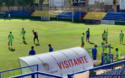 Així s'han entrenat avui els jugadors de l'Orihuela | @Orihuela_CF