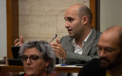 El portaveu Adrián Hernández (Cs) ha estat un dels proposants de la moció | Roger Benet