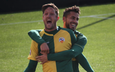 Édgar i Néstor celebren un dels tres gols de la matinal | Jesús Arroyo