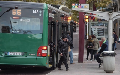 Aprovades les rebaixes en els abonaments dels busos urbans | Roger Benet