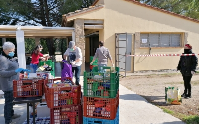 Càritas Diocesana de Terrassa ha fet els repartiments d'aliments garantint les mesures de seguretat | Càritas