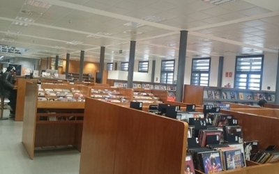 Les biblioteques municipals encara no han obert | Arxiu