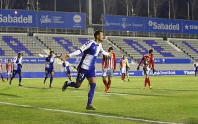 Guruzeta celebra el gol de la primera volta a la Nova Creu Alta | CES