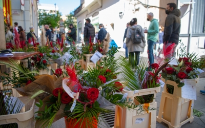 Cues per aconseguir comprar roses a la Diada de Sant Jordi 2021 | Roger Benet