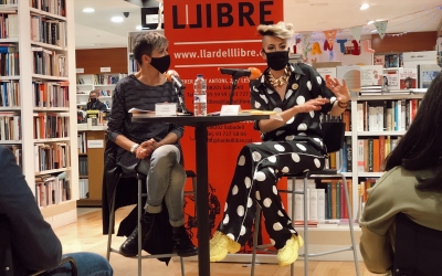 Clara Borrell i Marta Pontnou a la presentació de l'obra a La Llar del Llibre | Jordi Ramoneda