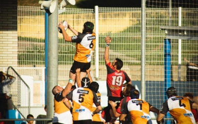 El Sabadell Rugby Club disputant una possessió de pilota contra els Senglars de Torroella | Sabadell Rugby Club