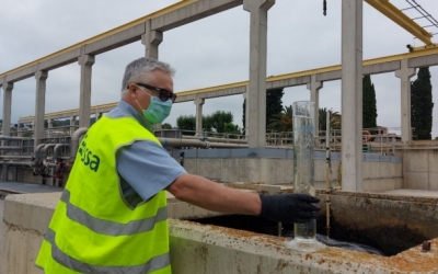 Anàlisi d'aigües a una de les depuradores de Sabadell | Arxiu