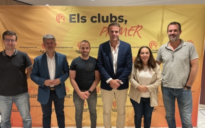 Àlex Talavera i el seu equip, durant l'acte de presentació a Sabadell | Cedida